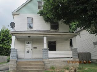 145 Center St, Struthers, OH 44471