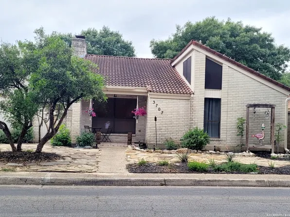 3707 HUNTERS CIR, San Antonio, TX 78230