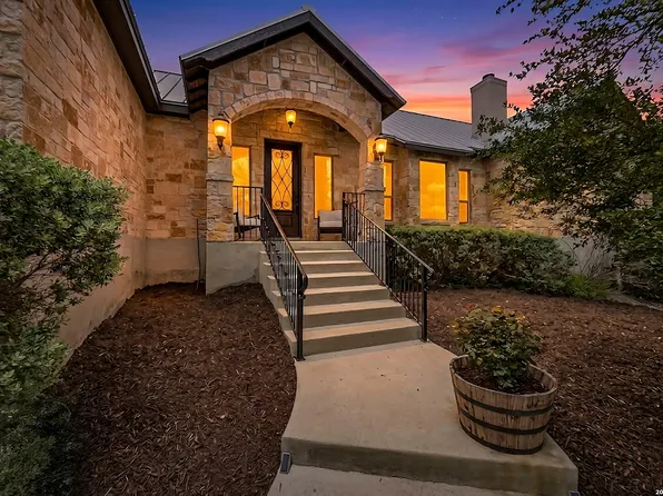 786 SHEPHERDS CROOK, Helotes, TX 78023