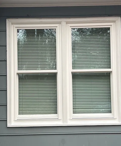 This is what all the new windows look like. They are high efficiency, double-pane windows, so you will save on heating and cooling bills.