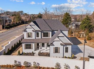 2711 Twisted Oak Ln, Marietta, GA 30066