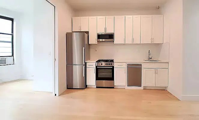 Rented by REAL New York | media 4