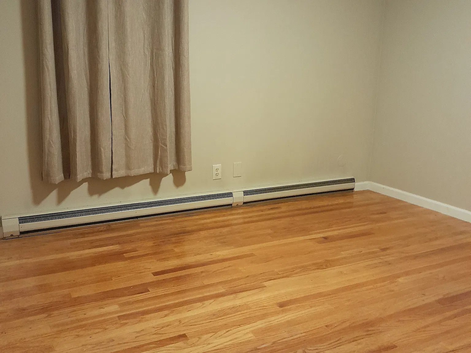 Queensbury Dr, Springfield — Photo 2