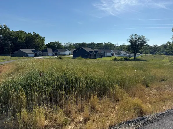 871 Regan Loop, Baxter, TN 38544