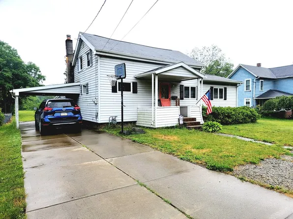 3482 N Elmira St, Sayre, PA 18840