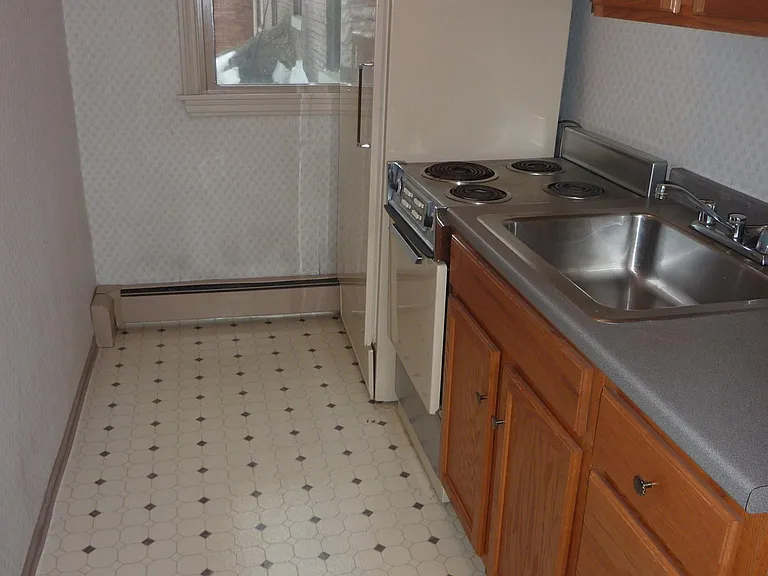 749 S Millvale Ave #4-2 — Photo 4