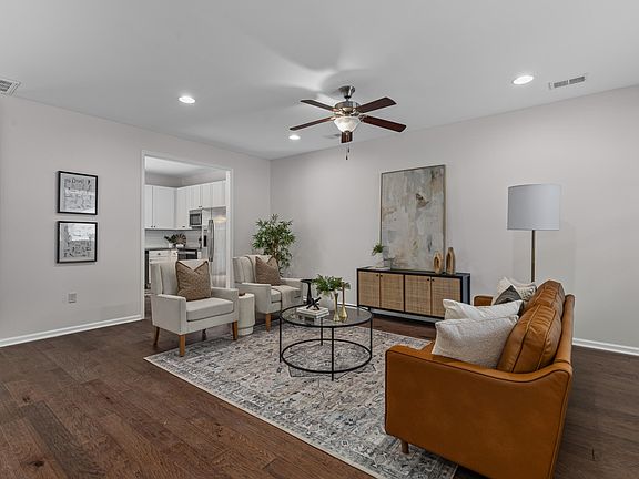 3rd image of 280 Stefan Dr #C