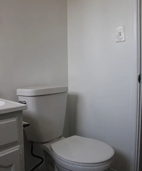 6340 10th Ave #6400-1/2 — Photo 7