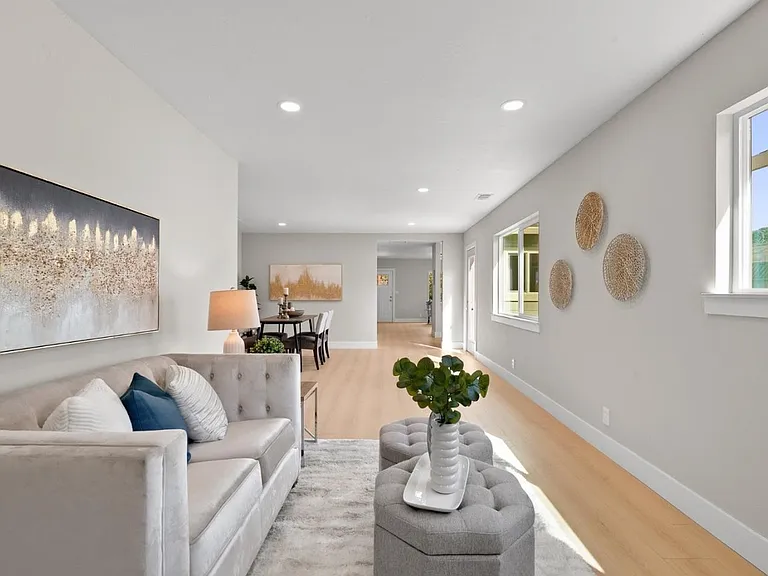767 Lily St — Photo 13