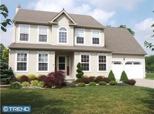 152 Memorial Ln, Mount Laurel, NJ 08054