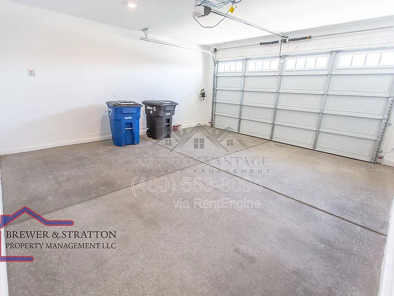 2226 E Kelly Dr — Photo 33