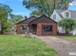 2028 S Walnut St, Springfield, IL 62704