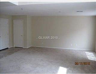 5th image of 1128 Autumn Blossom St