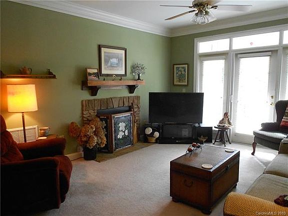 3rd image of 65 Glenview Ln APT 3026