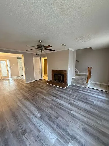 2 bed, 2.5 bath, 1240 sqft, $1,625 — Photo 3