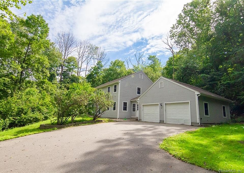 54 Rosemarie Ln, Bozrah, CT 06334 Zillow