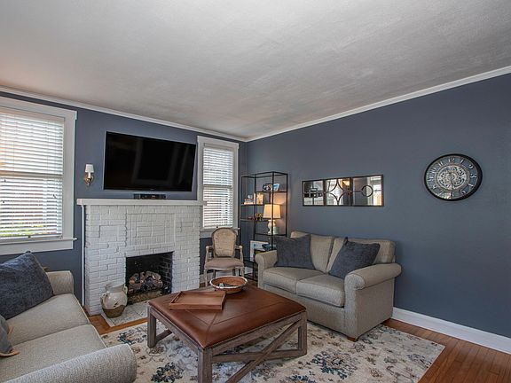 4th image of 3114 W Palmira Ave