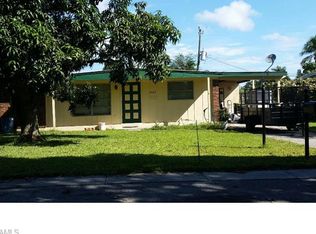 2023 Harbor Ln, Naples, FL 34104