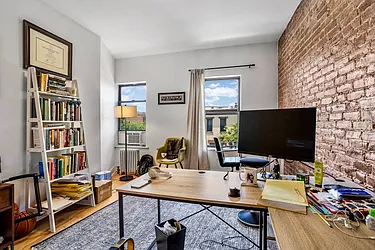 Rented by Safdie Realty Group