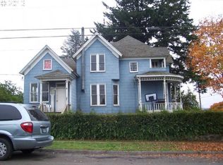 505 5th St, Myrtle Point, OR 97458