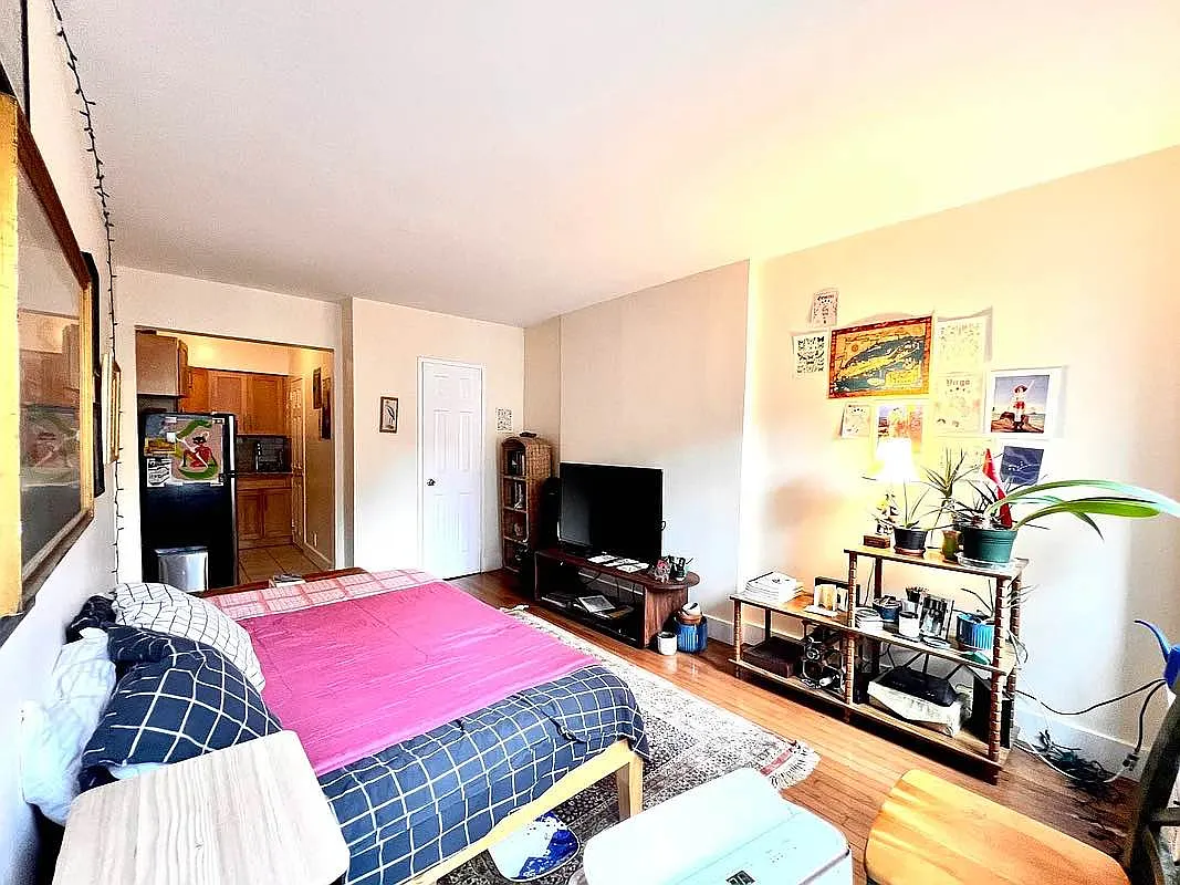 128 West 71st Street — Photo 3