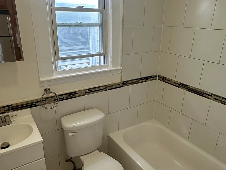 274 Cleveland St #2 — Photo 22