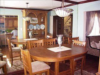 3rd image of 3031 Balearic Dr SE