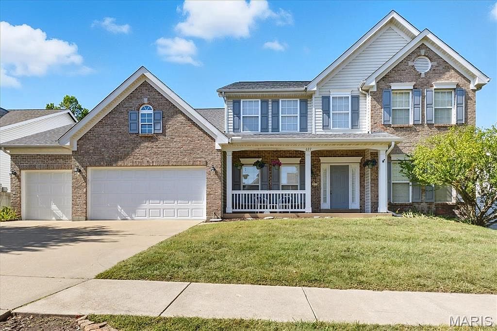 697 Grand View Ridge Ct, Eureka, MO 63025 | MLS #25062855 | Zillow