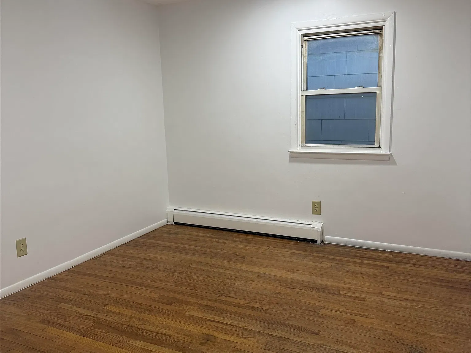 2 bed, 1.0 bath, $2,100 — Photo 4