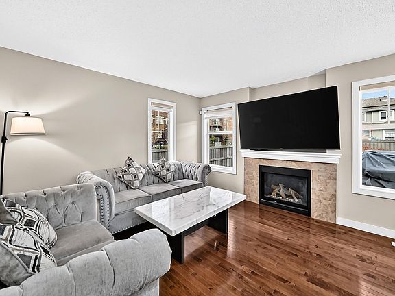5th image of 1673 Cunningham Way SW