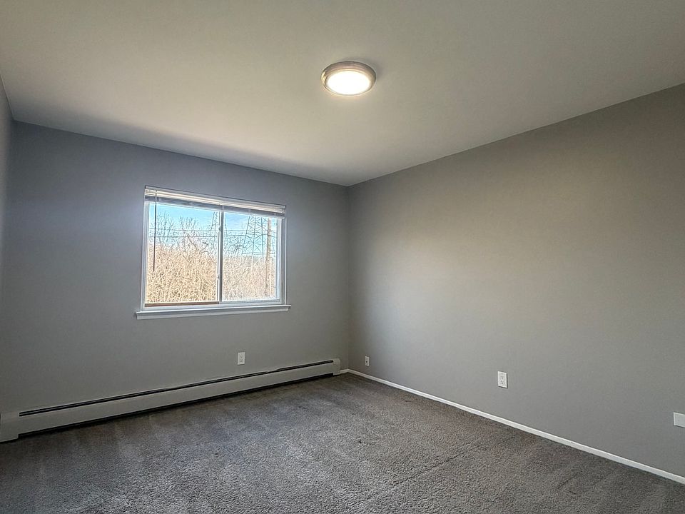18646 Van Horn Rd, photo 6