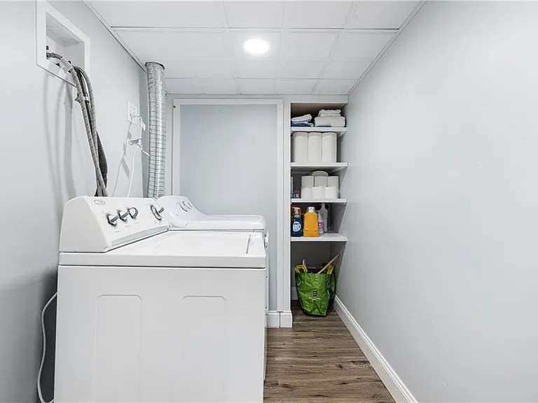 340 Old Mill Ln — Photo 39