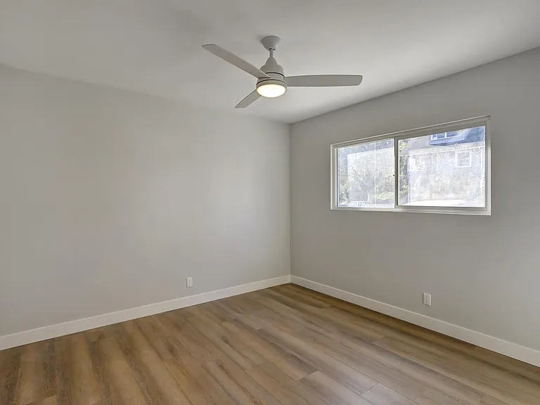 644 Pier Ave #1 — Photo 7