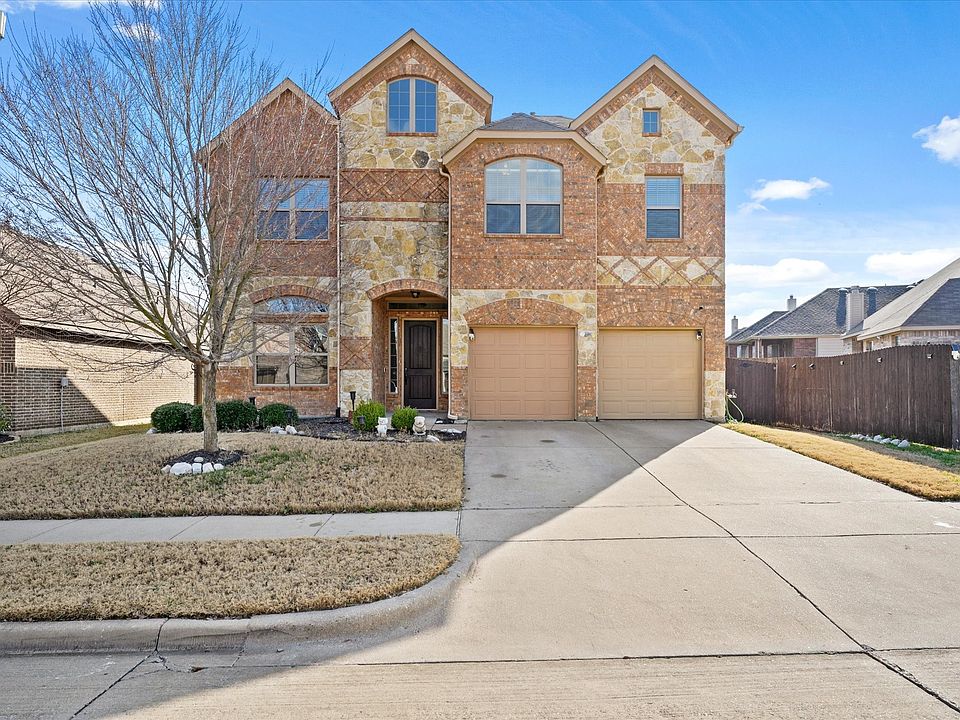 1st image of 668 Sharpley Dr
