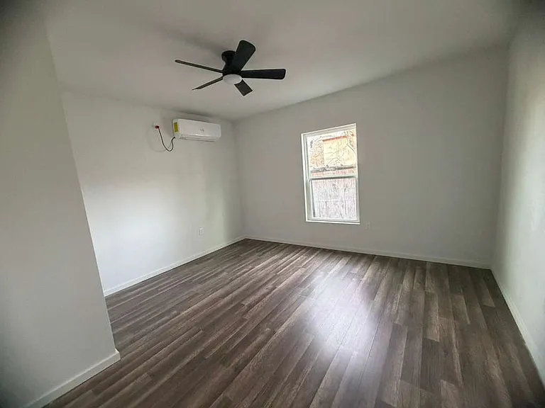 1804 Wiseman Ave — Photo 8