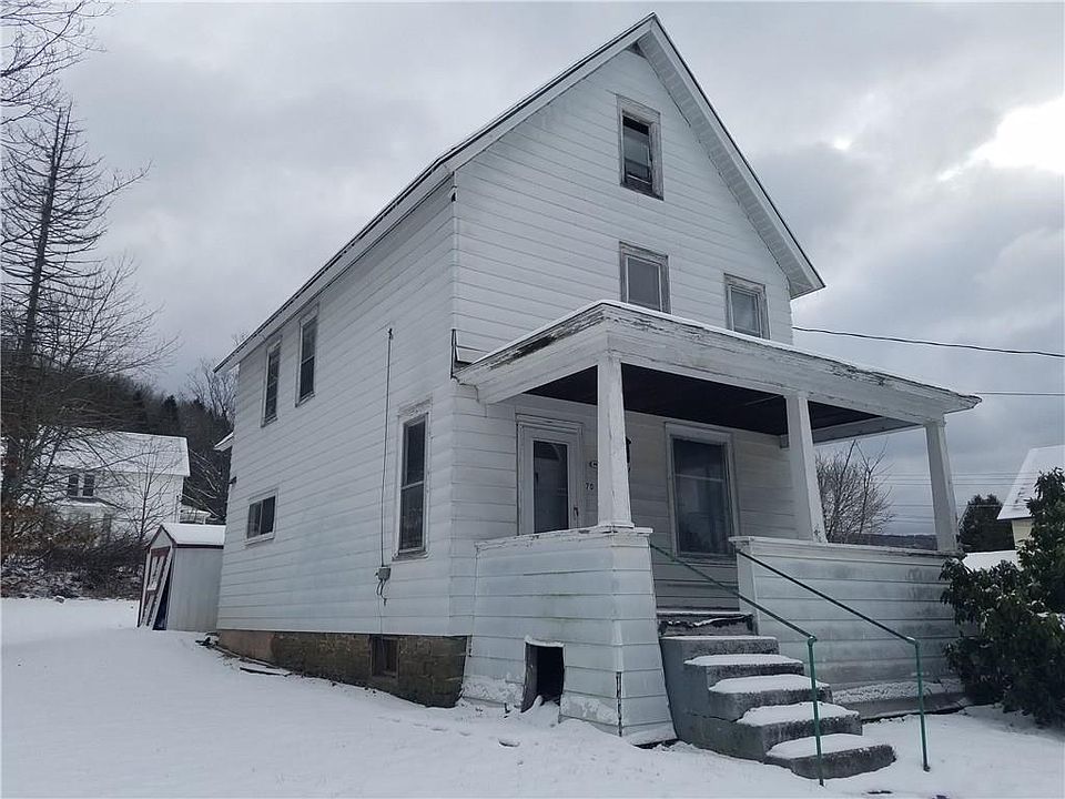 2nd image of 70 Katherine St