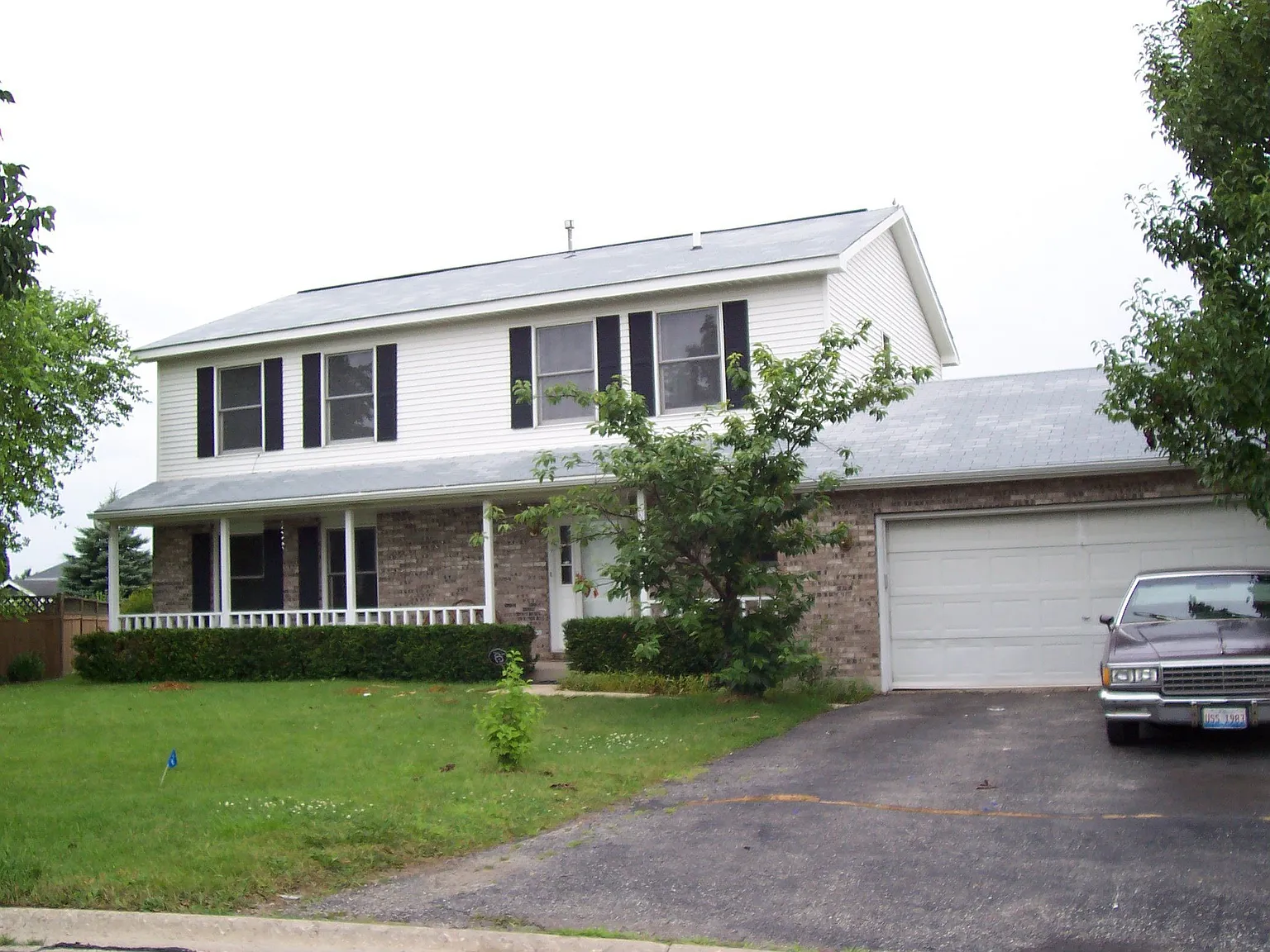 4015 Brigadoon Dr photo 1