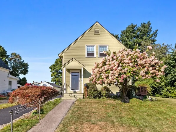 20 Emmons St, Milford, MA 01757