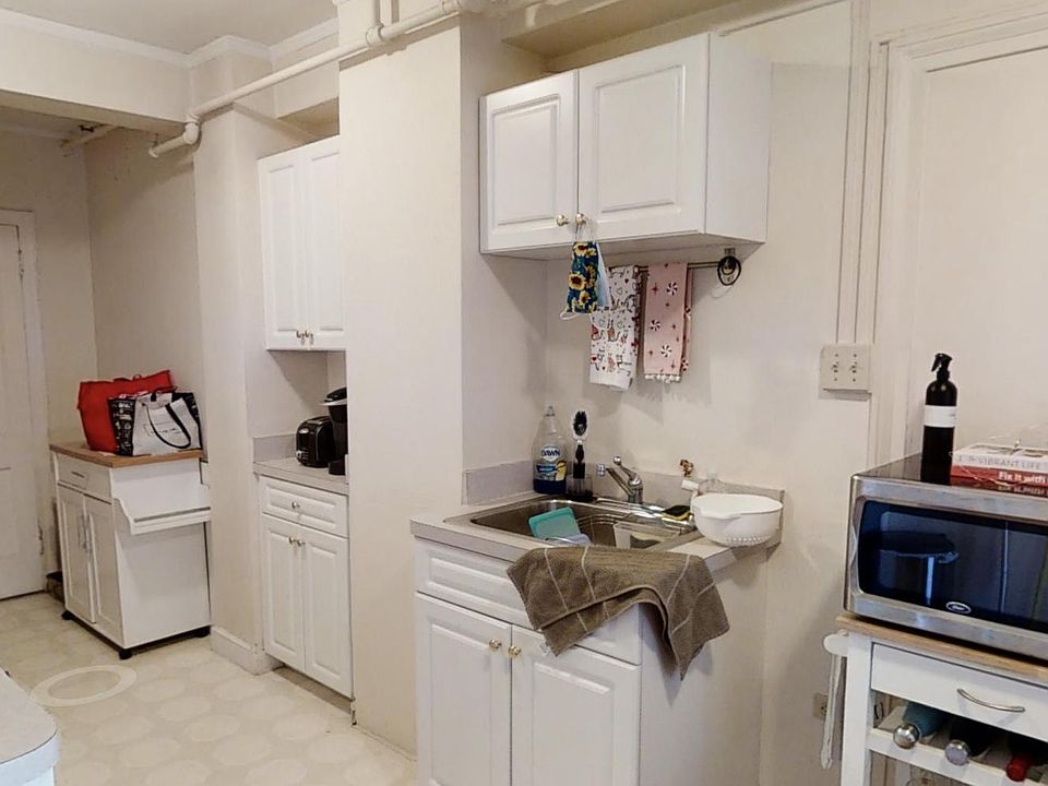 2nd image of 1288 Beacon St #104