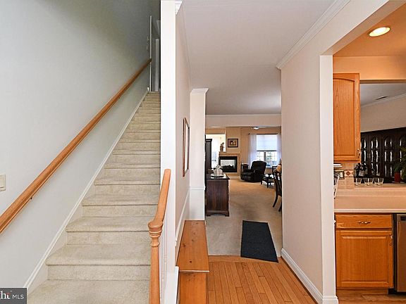 5th image of 1524 Tarrington Way