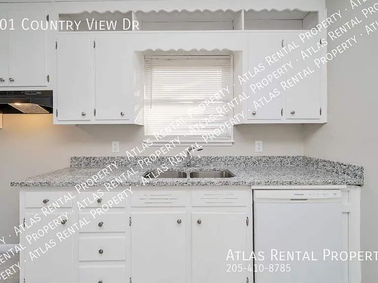 801 Country View Dr — Photo 13