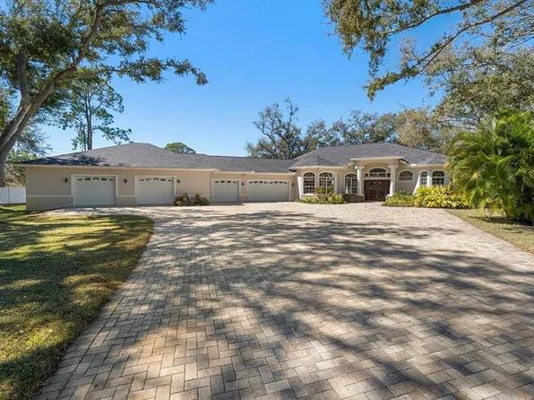 7890 134th St, Seminole, FL 33776