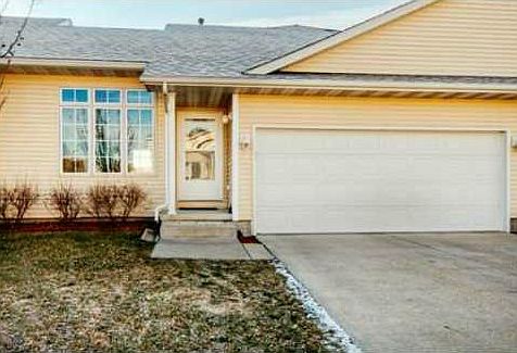 1st image of 828 Wren Dr