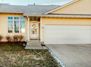 828 Wren Dr, Altoona, IA 50009