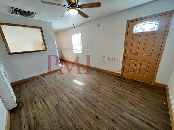 4th image of 2106 College St #4