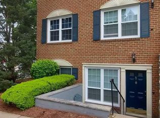 1 Rider Ct, Newark, NJ 07103