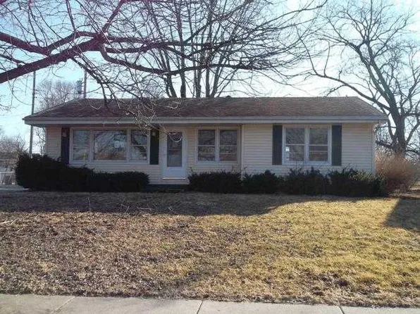 1685 N Farnham St, Galesburg, IL 61401