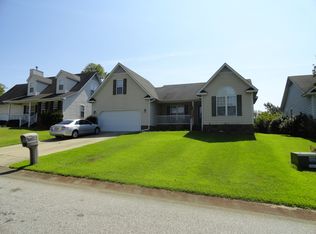 231 Sharpsburg Rd, Fayetteville, NC 28311