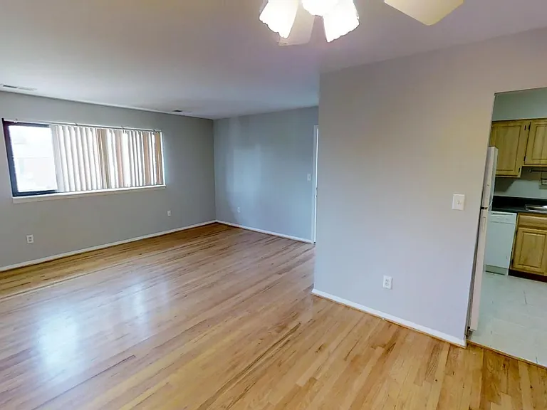 1401 Weldon Pl S — Photo 8