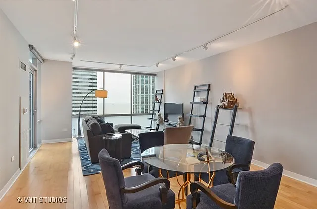 8 E Randolph St #3103 — Photo 4